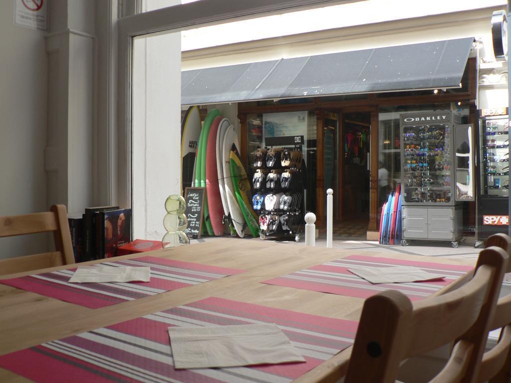 Hotel Les Alizes Biarritz Zimmer foto